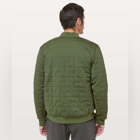 Lululemon Rival Side Bomber, size M - Picture 3 of 15